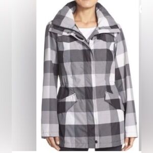 The North Face Black and Gray Checkered Rain Coat Women’s Size M